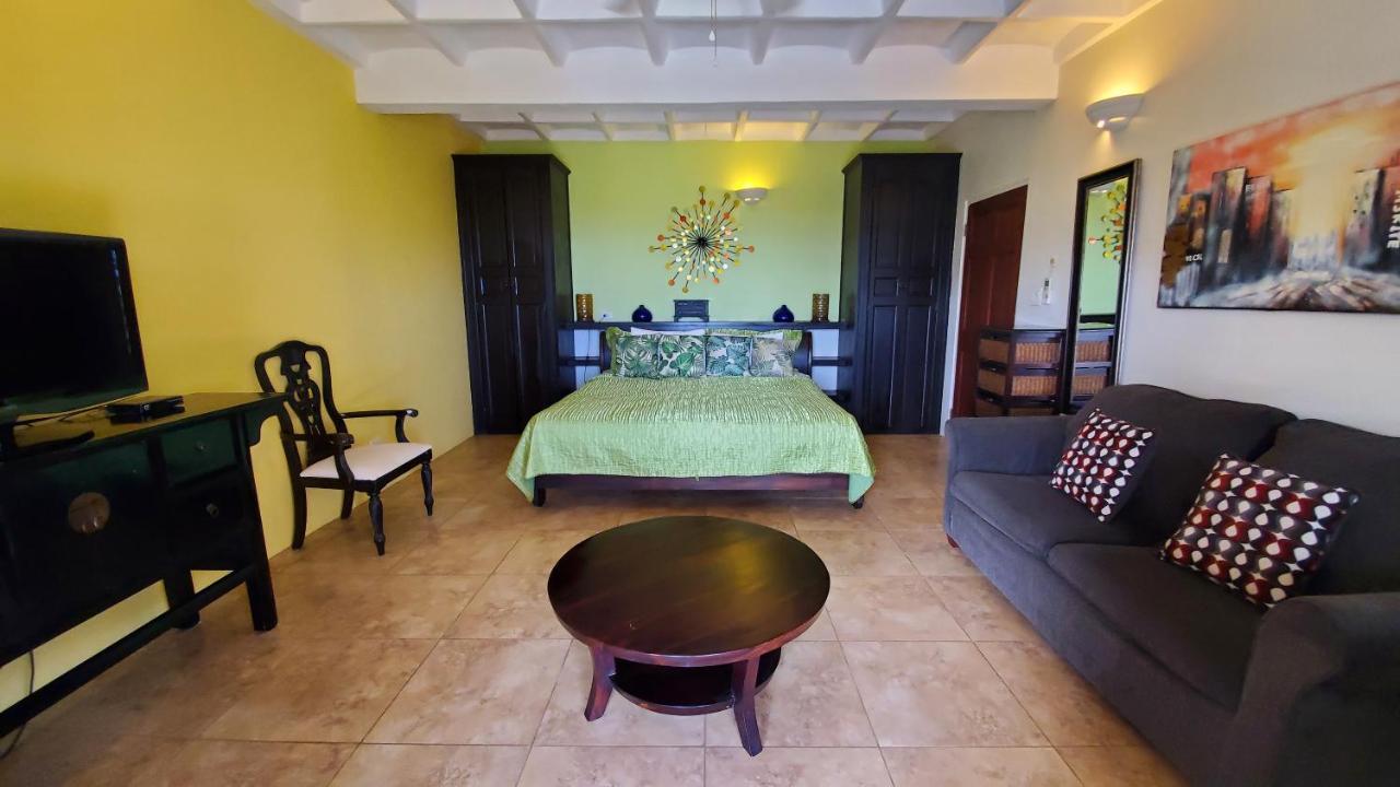 Villa Touloulou English Harbour Bagian luar foto