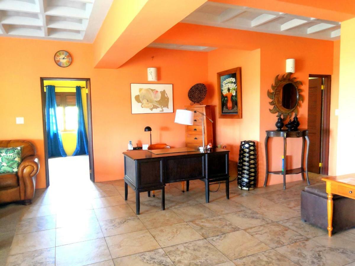 Villa Touloulou English Harbour Bagian luar foto