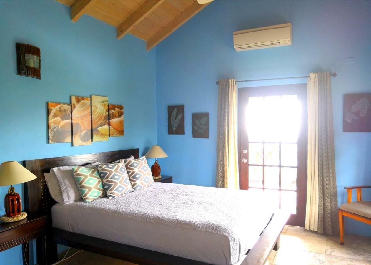 Villa Touloulou English Harbour Bagian luar foto